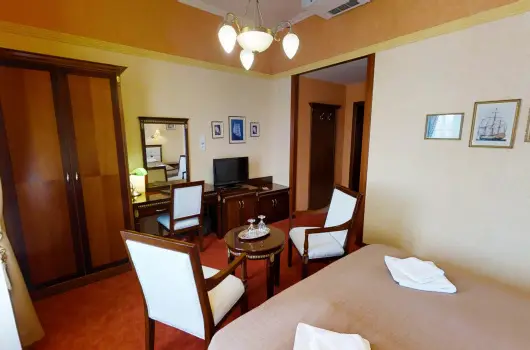 Nelson Hotel - Augusztus 20. (min. 2 �j)