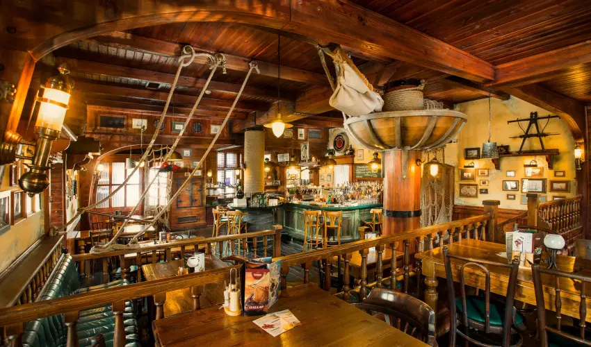 Nelson Hotel Hajd�szoboszl� - Augusztus 20. (min. 2 �j)