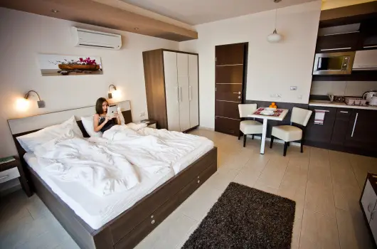 N�meth Apartmanok - Augusztus 20.