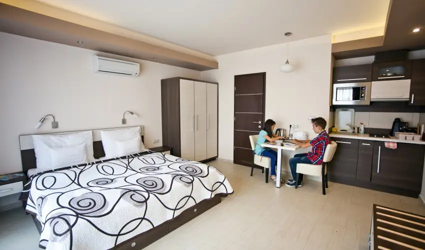 N�meth Apartmanok S�rv�r - Augusztus 20.