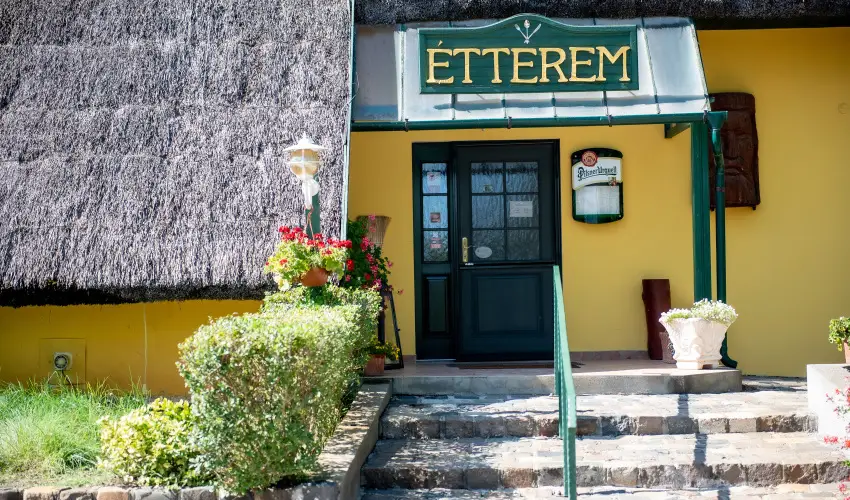 Nyerges Hotel Terml Monor - Augusztus 20.