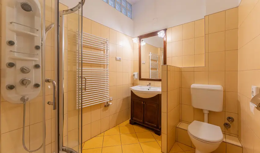 O�zis Hotel  Nagykanizsa - Augusztus 20.