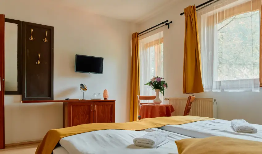 �ko-Park Panzi� Szarvask� - Augusztus 20.