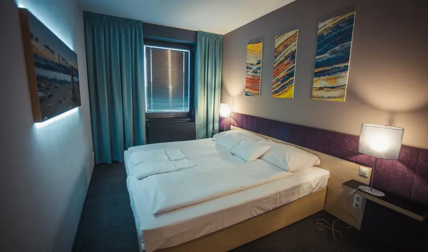 Onyx Luxury Srvr Srvr - Augusztus 20. - teljes elrefizetssel (min. 2 j)