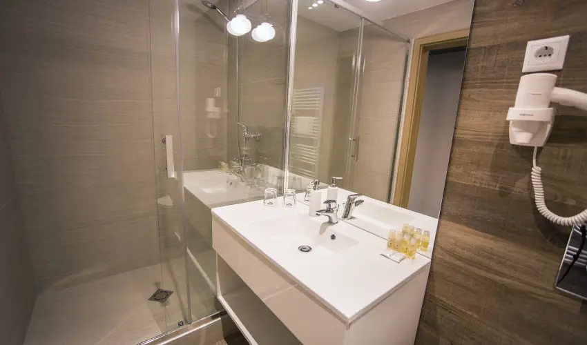 Onyx Luxury Srvr Srvr - Augusztus 20. - teljes elrefizetssel (min. 2 j)