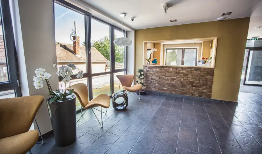 Onyx Luxury Srvr Srvr - Augusztus 20. - teljes elrefizetssel (min. 2 j)