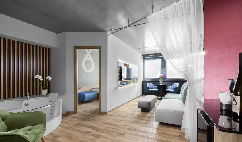 Onyx Luxury Srvr Srvr - Augusztus 20. - teljes elrefizetssel (min. 2 j)