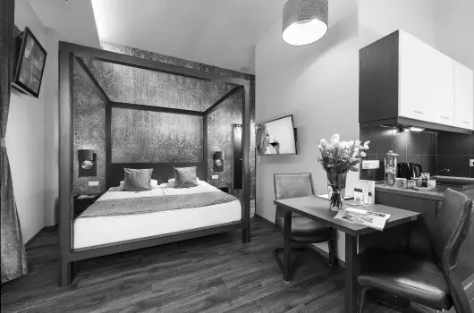 Opera Garden Hotel & Apartments - Augusztus 20. (min. 2 �j)