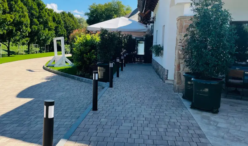 reg Halsz tterem s Fogad Tt - Augusztus 20.