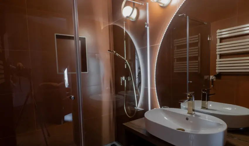 reg Halsz tterem s Fogad Tt - Augusztus 20.