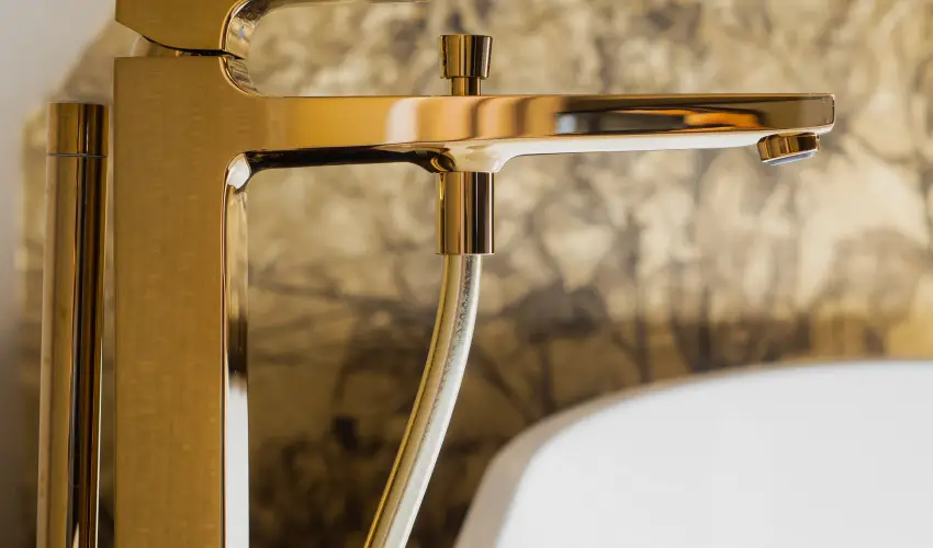 reg Halsz tterem s Fogad Tt - Augusztus 20.