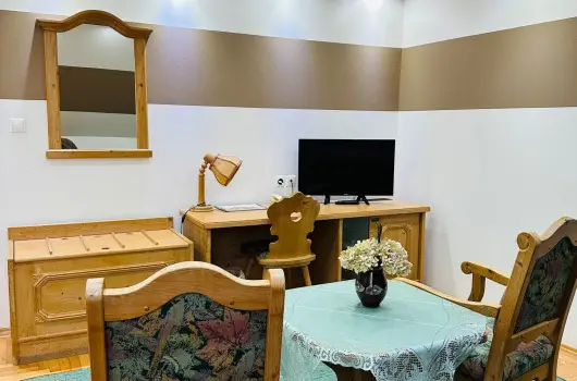 reg Prs Butikhotel - Augusztus 20. 