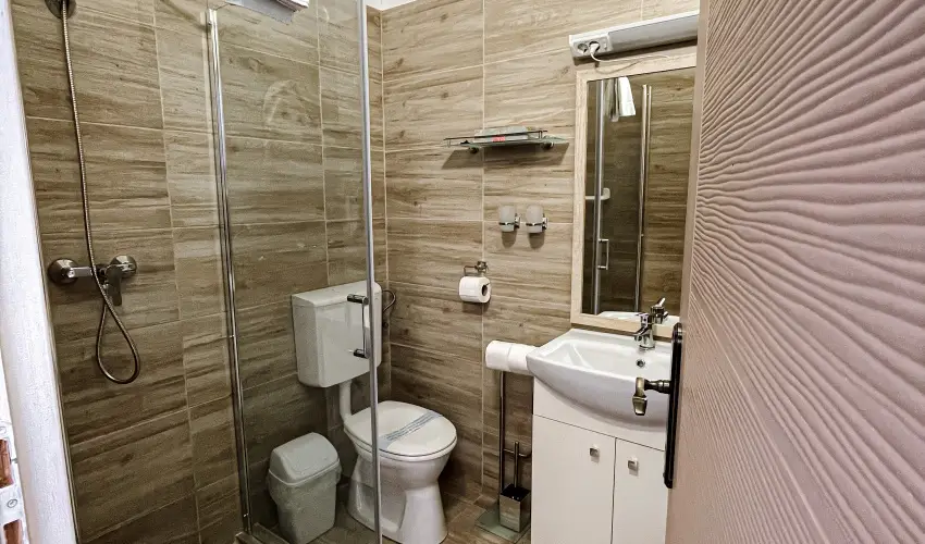 Öreg-tó Hotel Tata - Augusztus 20.