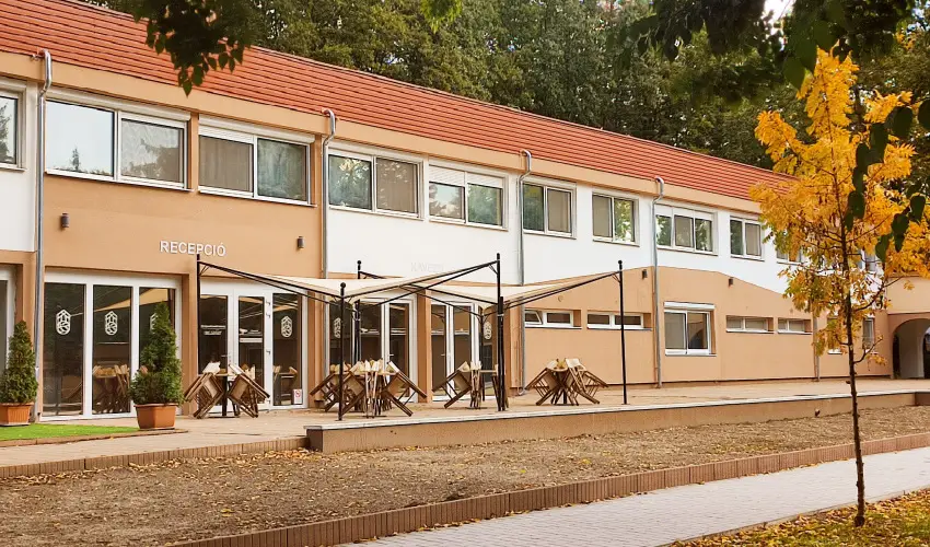 Öreg-tó Hotel Tata - Augusztus 20.