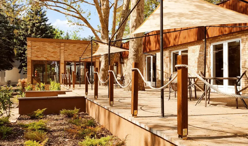 Öreg-tó Hotel Tata - Augusztus 20.