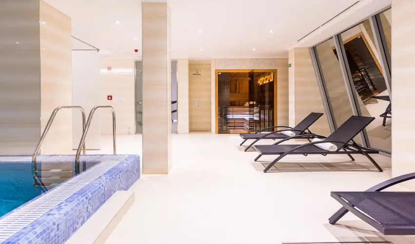 Outlet Hotel Polgr Polgr - Augusztus 20.