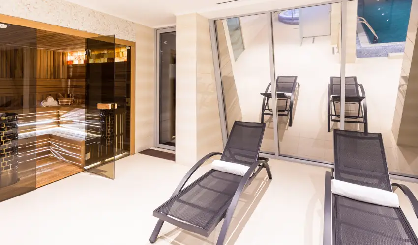 Outlet Hotel Polgr Polgr - Augusztus 20.