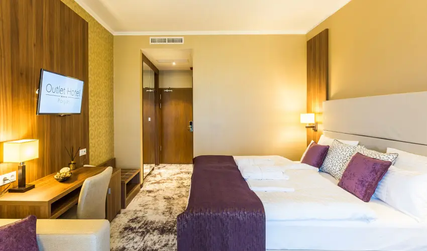 Outlet Hotel Polgr Polgr - Augusztus 20.