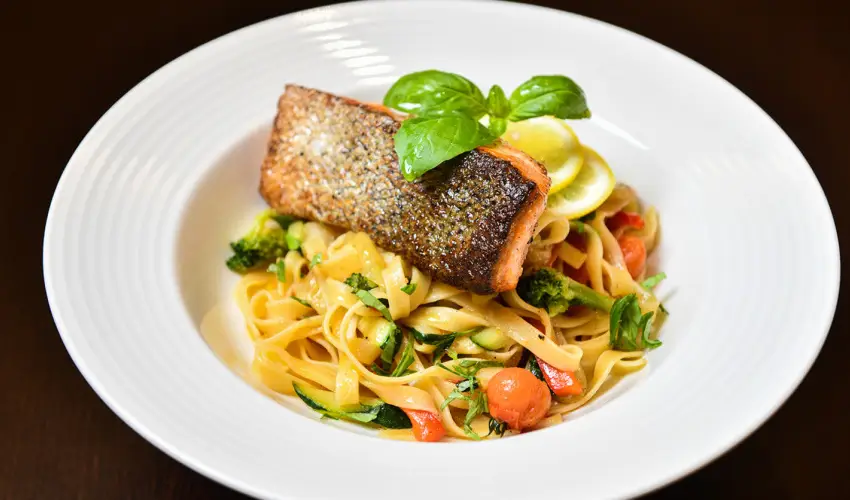 Outlet Hotel Polgr Polgr - Augusztus 20.