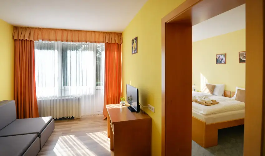 Panor�ma Hotel Noszvaj Noszvaj - Augusztus 20.