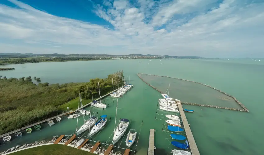 Aquilo Hotel Panoráma Tihany Tihany - Augusztus 20. (min. 2 éj)