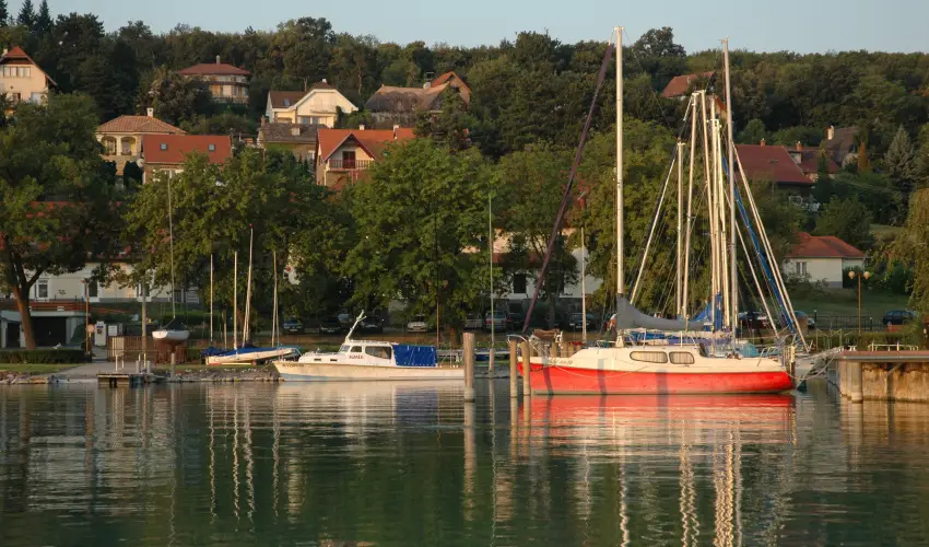 Aquilo Hotel Panoráma Tihany Tihany - Augusztus 20. (min. 2 éj)