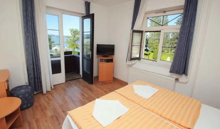 Aquilo Hotel Panoráma Tihany Tihany - Augusztus 20. (min. 2 éj)