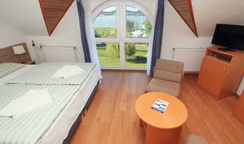 Aquilo Hotel Panoráma Tihany Tihany - Augusztus 20. (min. 2 éj)