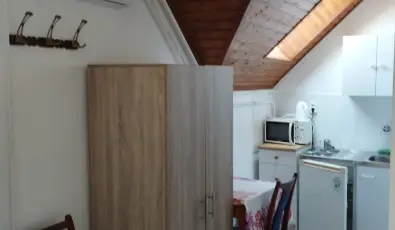 Paprika Vend�gh�z Hark�ny