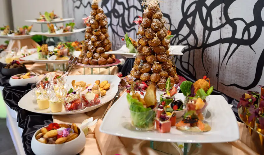 P�rizs Garden Apartments Debrecen - Augusztus 20. 