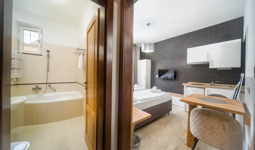 Park Hotel Ambr�zia Hajd�szoboszl� - Augusztus 20. (min. 3 �j)