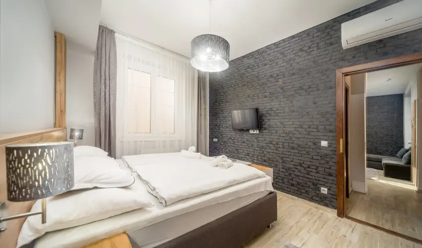 Park Hotel Ambr�zia Hajd�szoboszl� - Augusztus 20. (min. 3 �j)