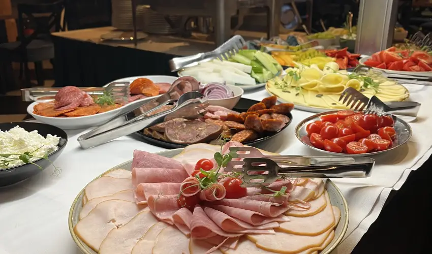 Park Hotel Ambr�zia Hajd�szoboszl� - Augusztus 20. (min. 3 �j)