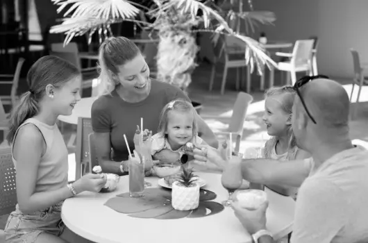 Park Inn by Radisson Zalakaros Resort & Spa - Augusztusi felt�lt�d�s (min. 3 �j)