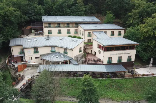 Patak Park Hotel - Augusztus 20. (min. 3 �j)
