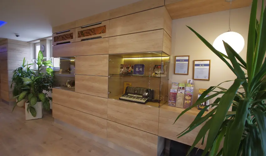 Hotel Vad�szk�rt Sz�kesfeh�rv�r - Augusztus 20.