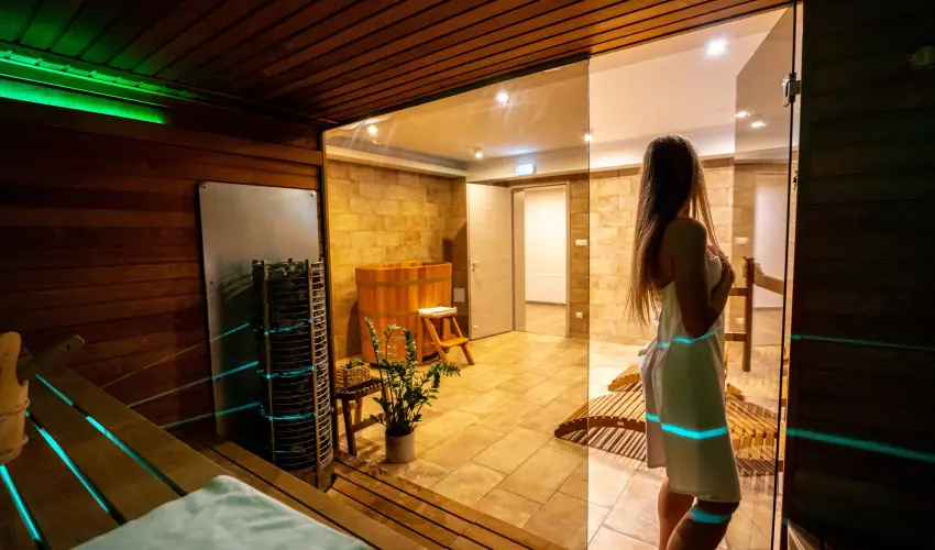 Pilger Vend�gh�z Tihany - Augusztus 20. (min. 4 �j)