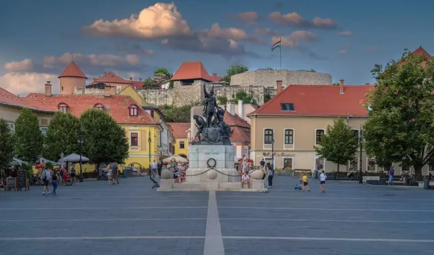 Pitypang Apartman Eger - Augusztus 20. (min. 2 �j)