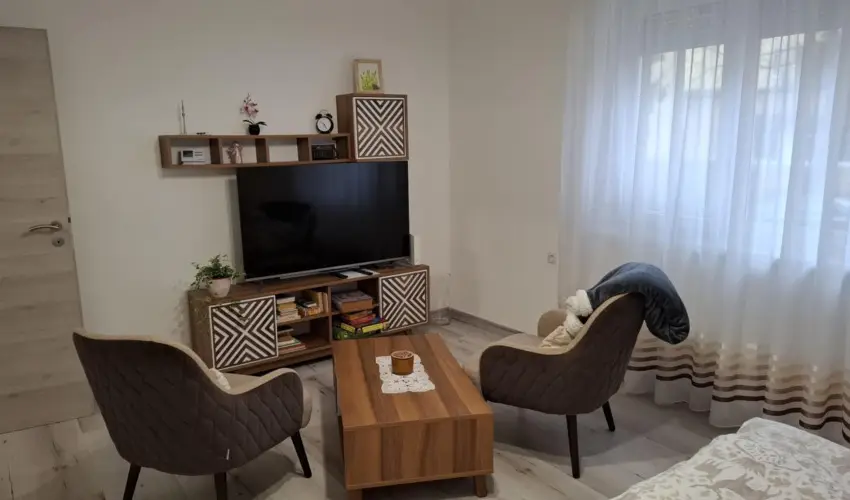 Pitypang Apartman Eger - Augusztus 20. (min. 2 �j)