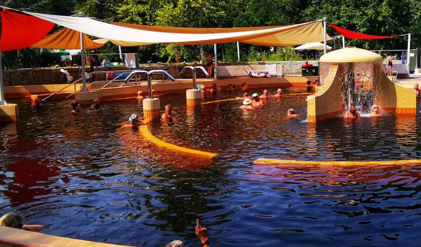 Pl�za Hotel Gyula Gyula - Augusztus 20.