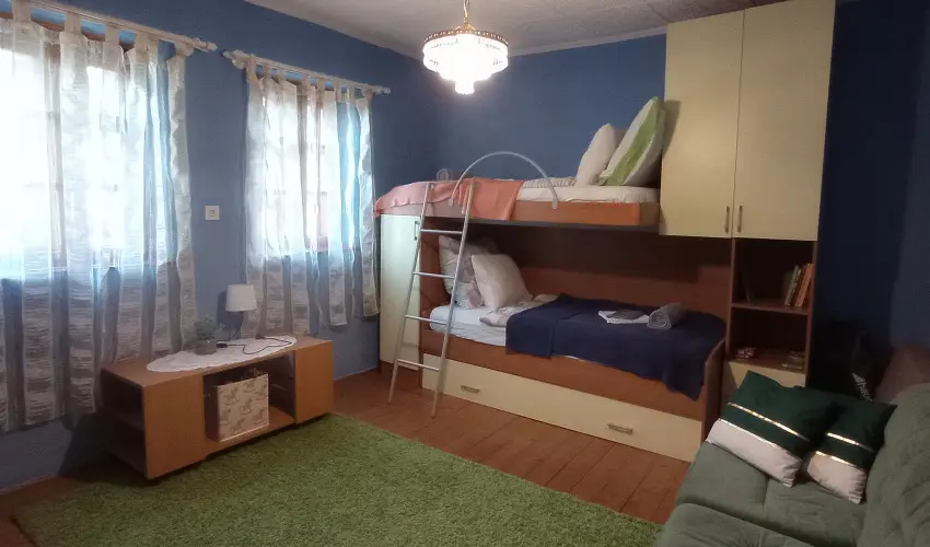 Pni Kuck Vendghz s Minifarm  Hosszvlgy - Augusztus 20.