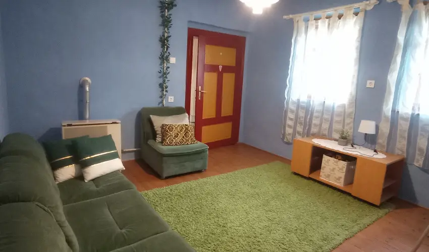 Pni Kuck Vendghz s Minifarm  Hosszvlgy - Augusztus 20.