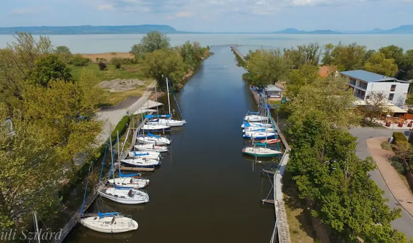 Port tterem & Panzi Balatonmriafrd - Augusztus 20. (min. 3 j)