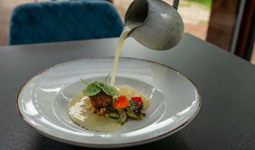 Port tterem & Panzi Balatonmriafrd - Augusztus 20. (min. 3 j)