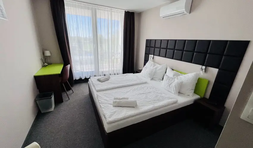 Port tterem & Panzi Balatonmriafrd - Augusztus 20. (min. 3 j)