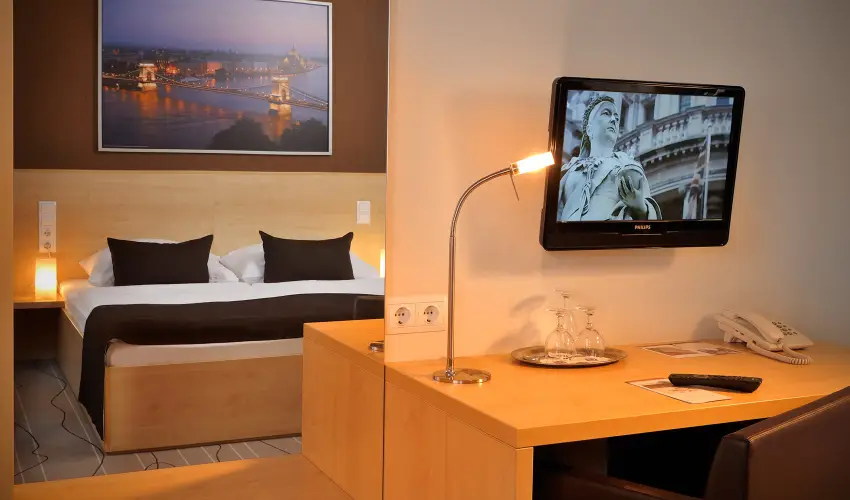 Promenade City Hotel Budapest - Augusztus 20. - teljes elrefizetssel