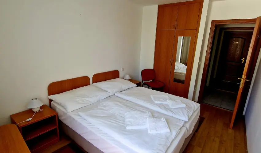 PSZ Hotel Beach F�ldv�r Balatonf�ldv�r - Augusztus 20. (min. 3 �j)