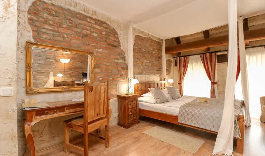 Puchner Kastlyszll Bikal - Augusztus 20. (min. 3 j)