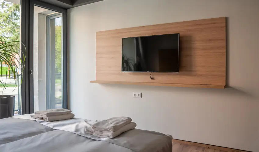 R31 Residence S�rv�r - Augusztus 20. (min. 2 �j)