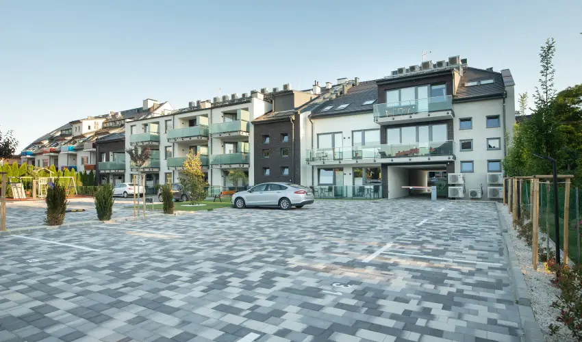 R31 Residence S�rv�r - Augusztus 20. (min. 2 �j)